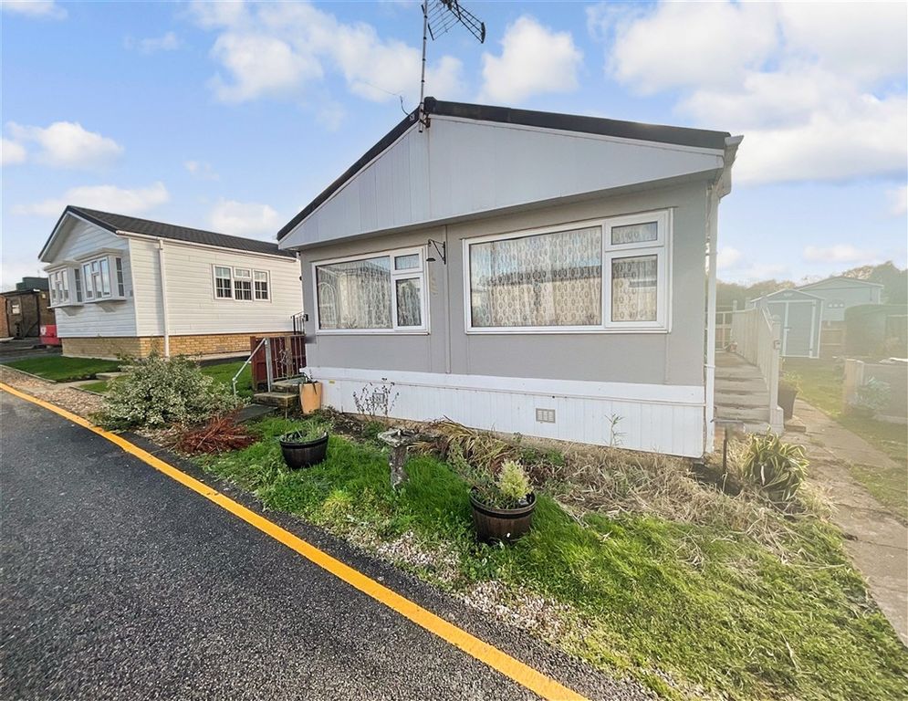 Property photo 1 of 3 Front