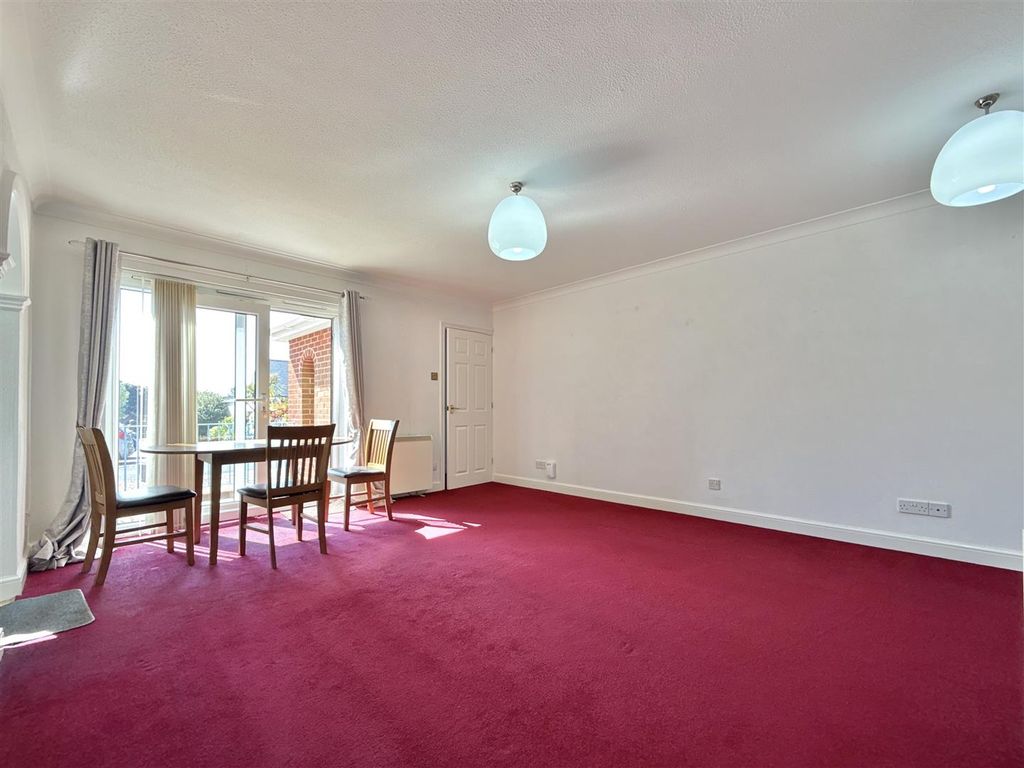 Property photo 2 of 18 Living Room.Jpg