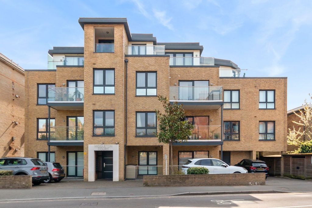 Property photo 1 of 12