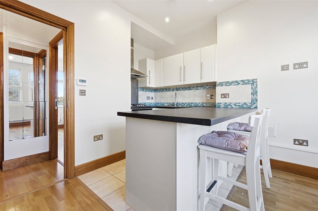 Property photo 1 of 9 Picture No. 07