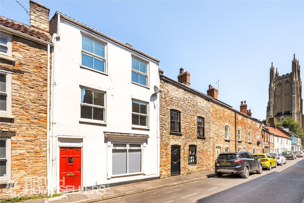 Property photo 2 of 17 Picture No. 03