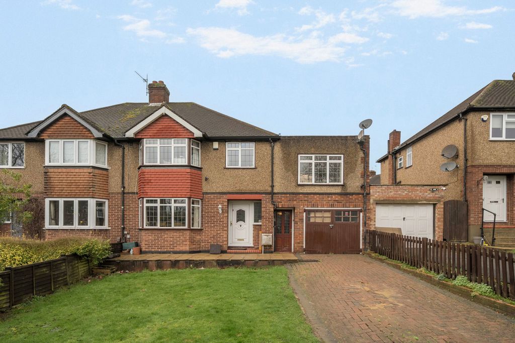 Property photo 1 of 20 1406037-19-6985Fd...