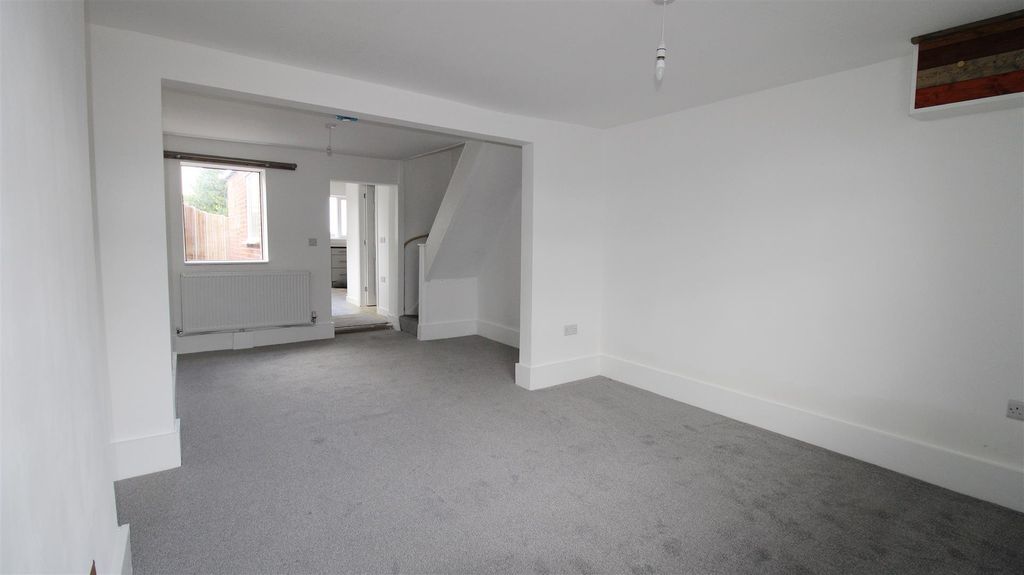 Property photo 2 of 15 Living / Dining Room