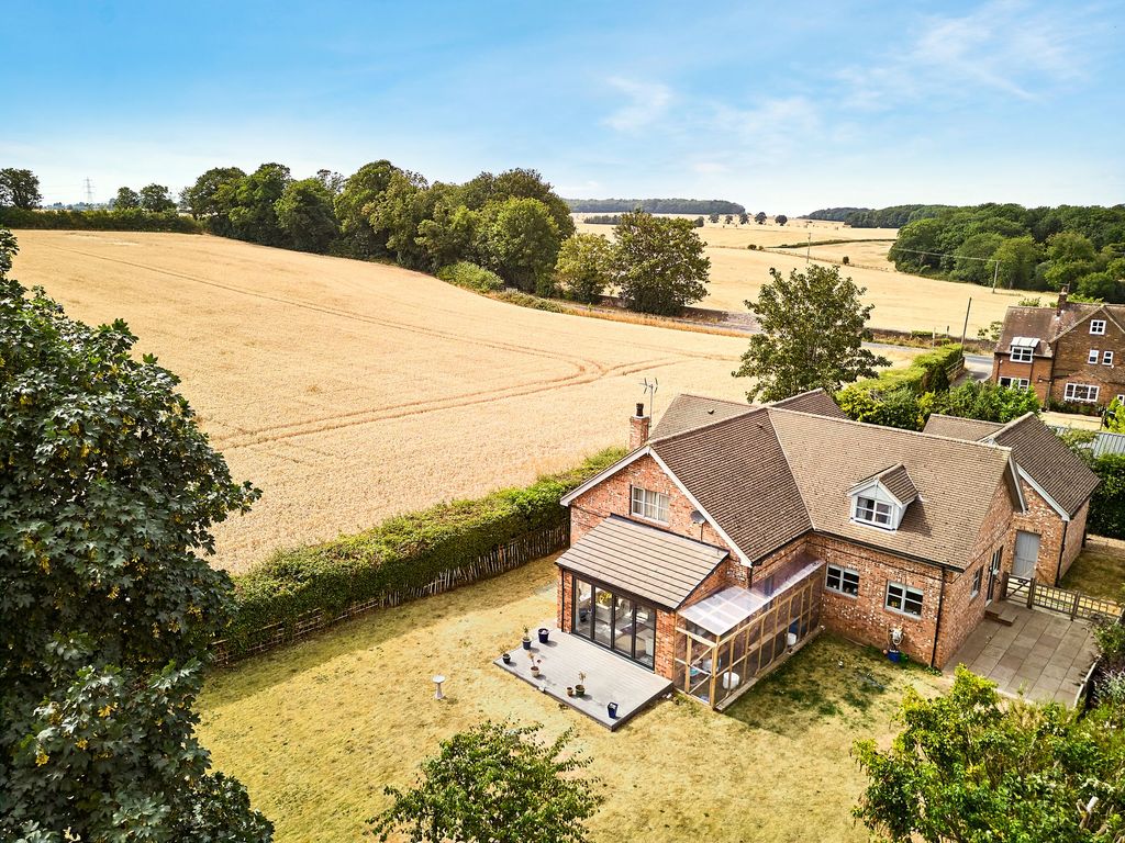Property photo 1 of 39