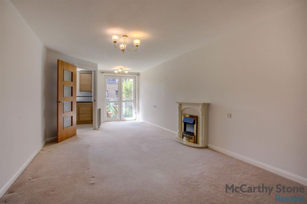 Property photo 3 of 18 165A4426_7_8.Jpg