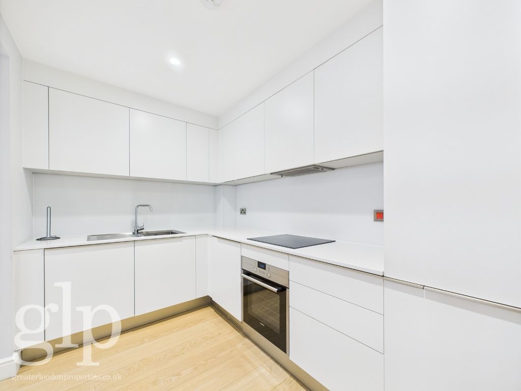 Property photo 2 of 21 3753213