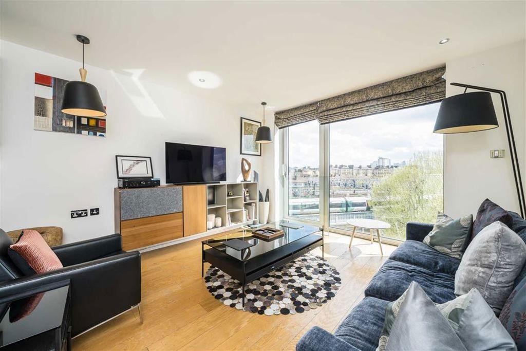 Property photo 2 of 6