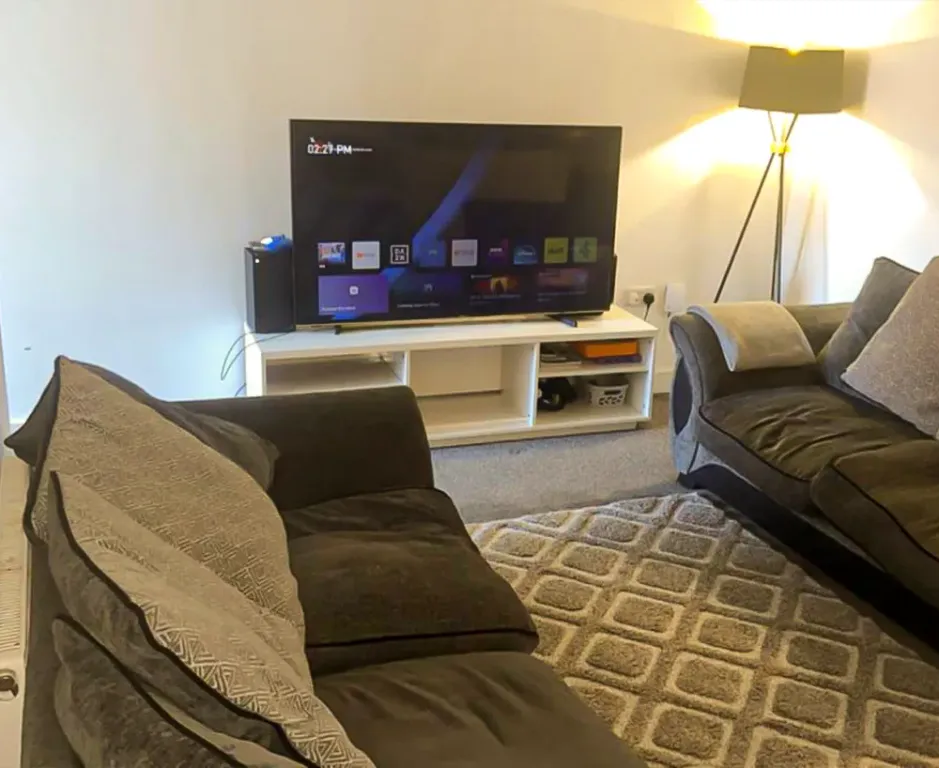 Property photo 2 of 5