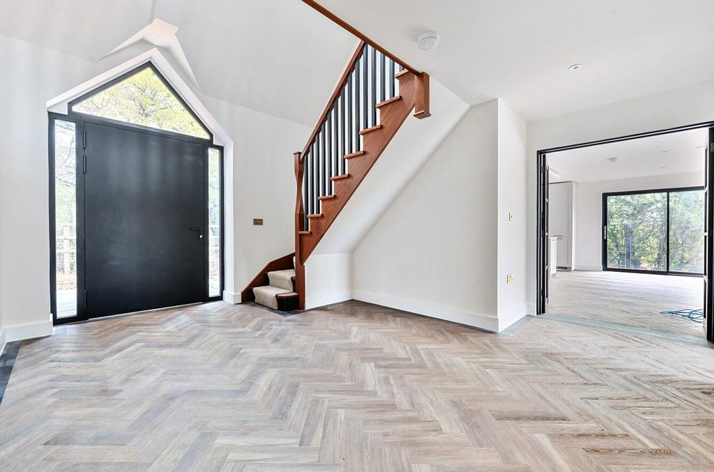 Property photo 3 of 18 1279813 (2).Jpg