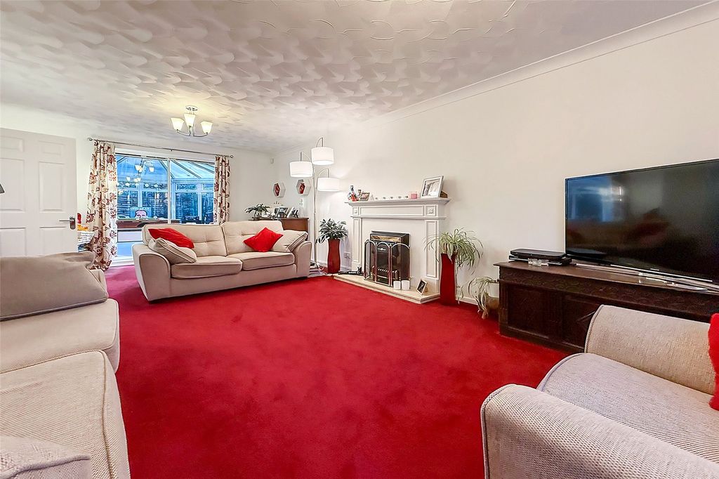 Property photo 3 of 25 Picture No. 31