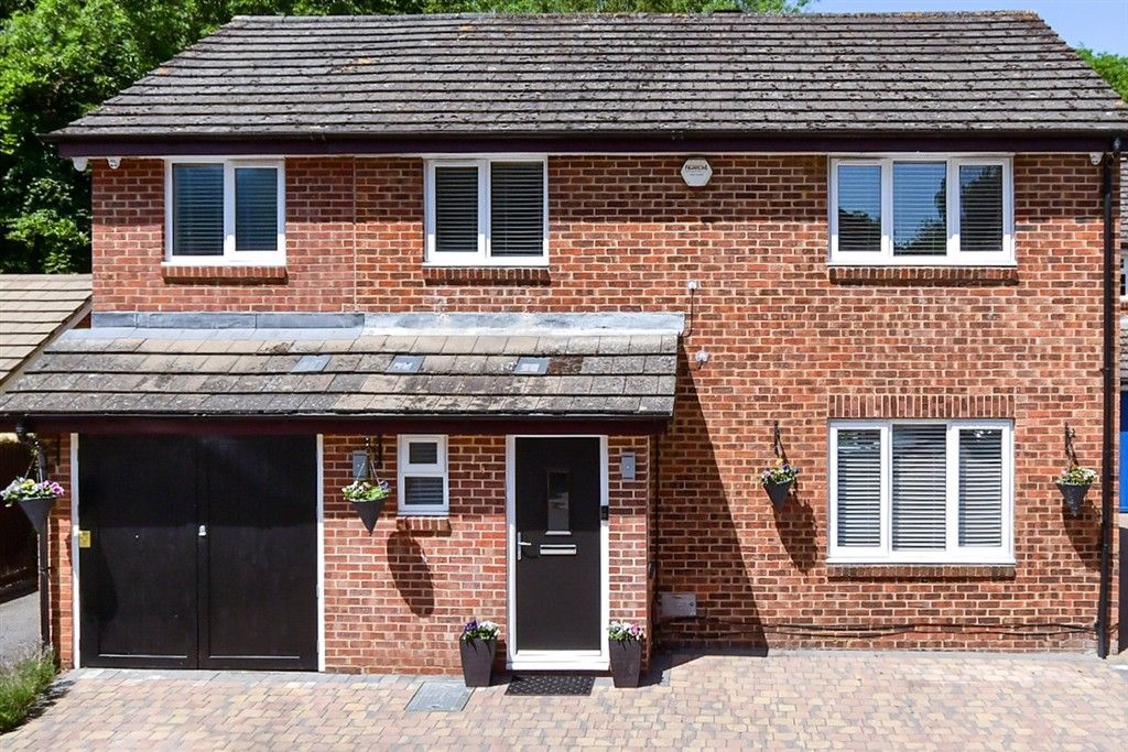 Property photo 1 of 18 External (Web) *