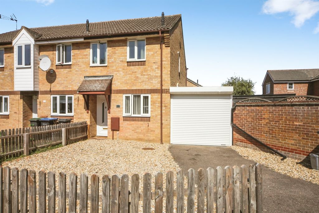 Property photo 1 of 9