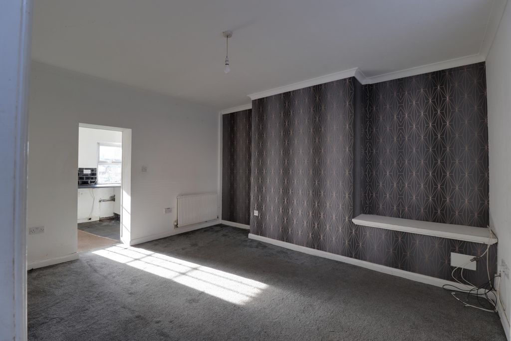 Property photo 2 of 10 Living Room 1