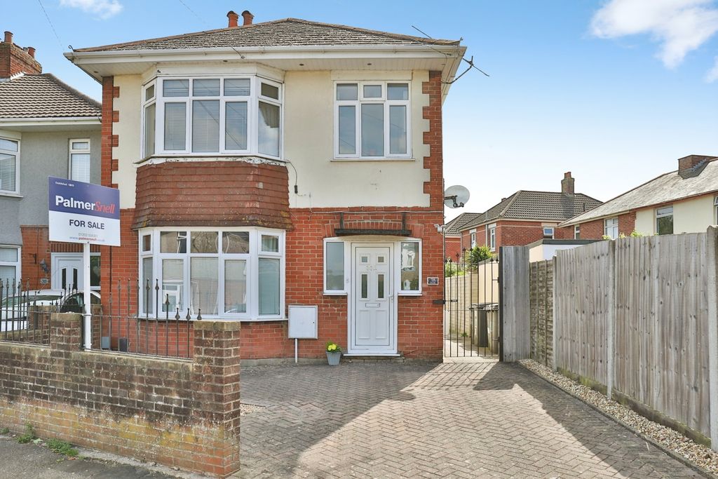 Property photo 1 of 16 Pbox-Img.Jpg
