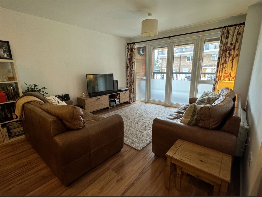 Property photo 2 of 11 1