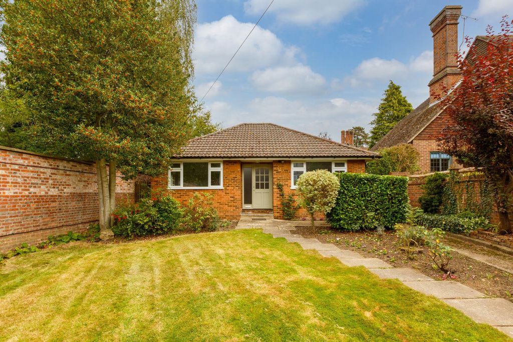 Property photo 1 of 9