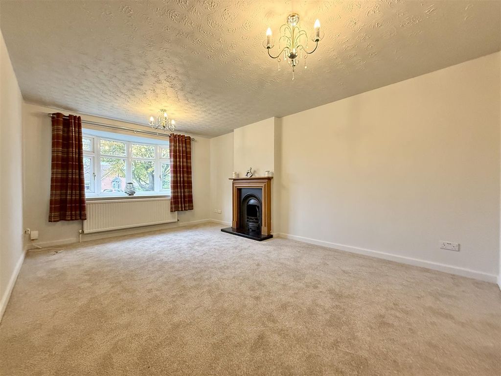 Property photo 3 of 19 3