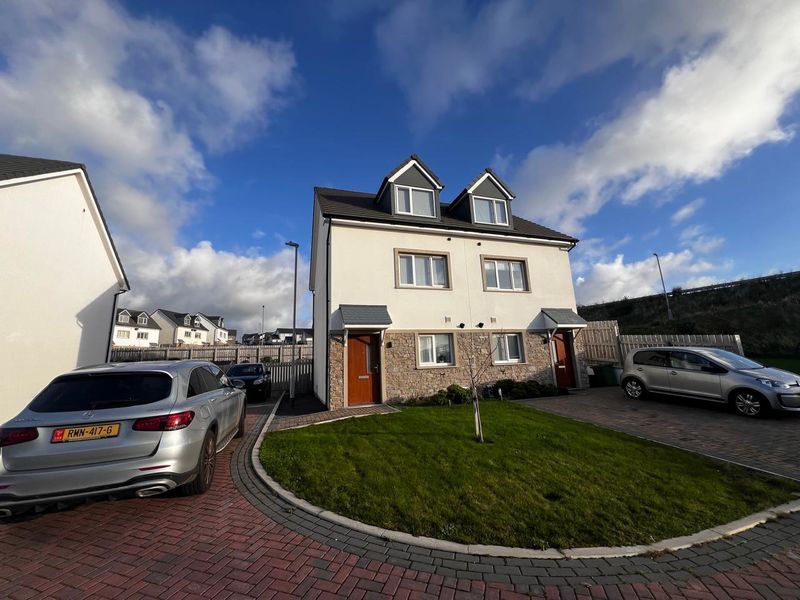 Property photo 1 of 28 Photo 1