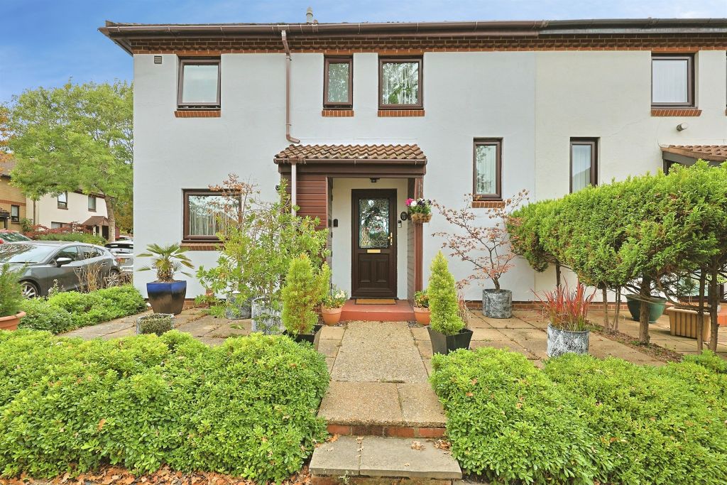 Property photo 1 of 17
