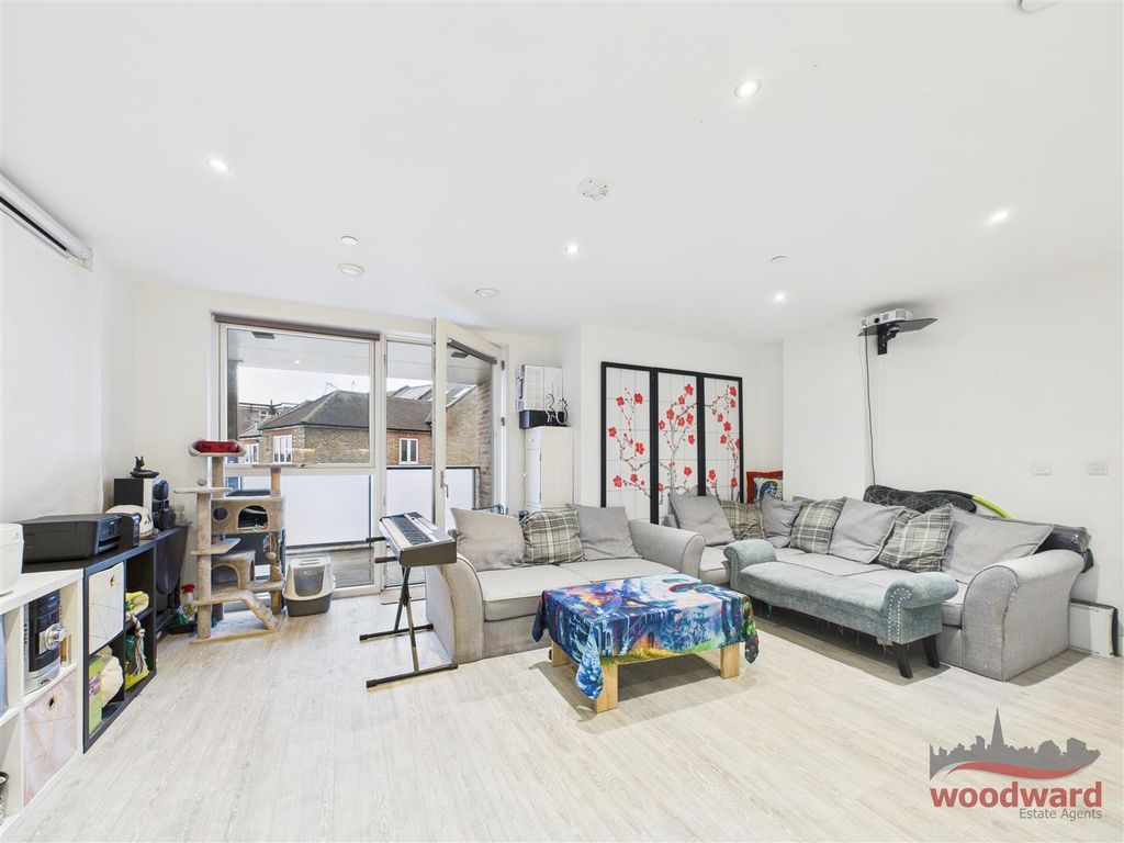 Property photo 3 of 13 Living Area/Kitchen