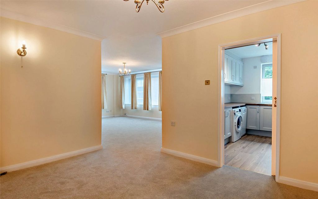 Property photo 2 of 10 Recption