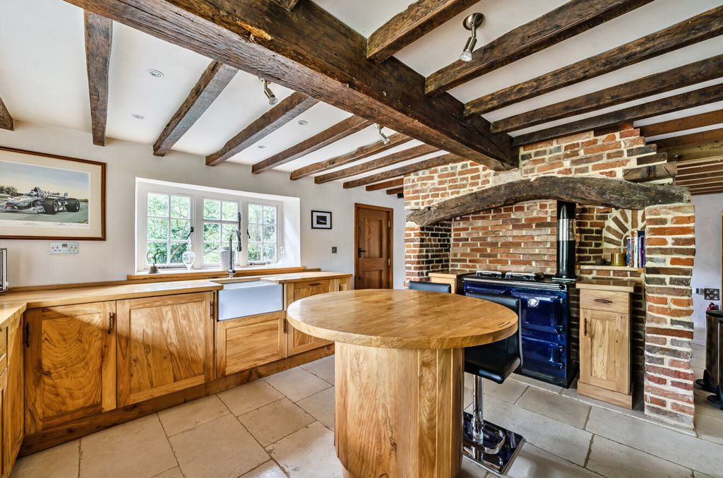 Property photo 3 of 18 1293927-33-682B77...