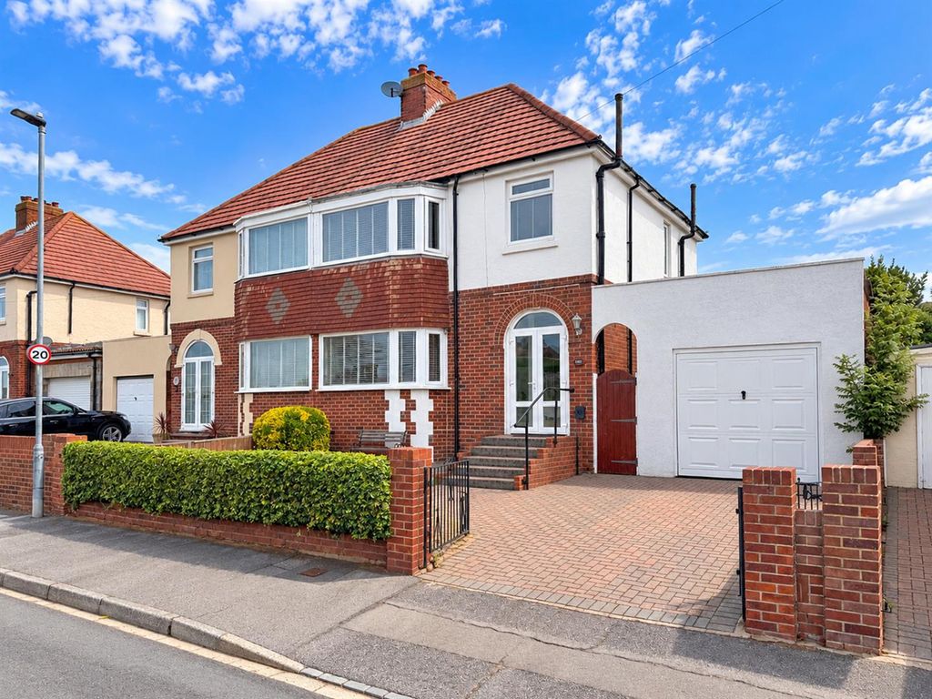 Property photo 1 of 18 F2B70D7B-CD1D-4F3D-Bd4B-18D48C0B68C9.Jpg