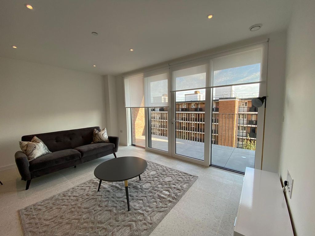 Property photo 2 of 11