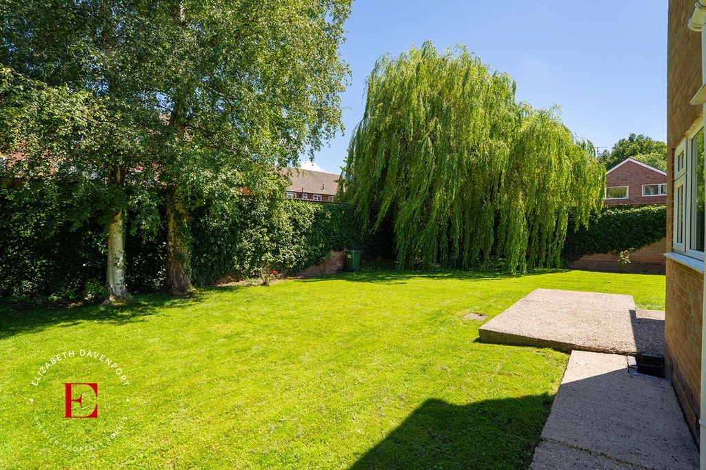 Property photo 2 of 20