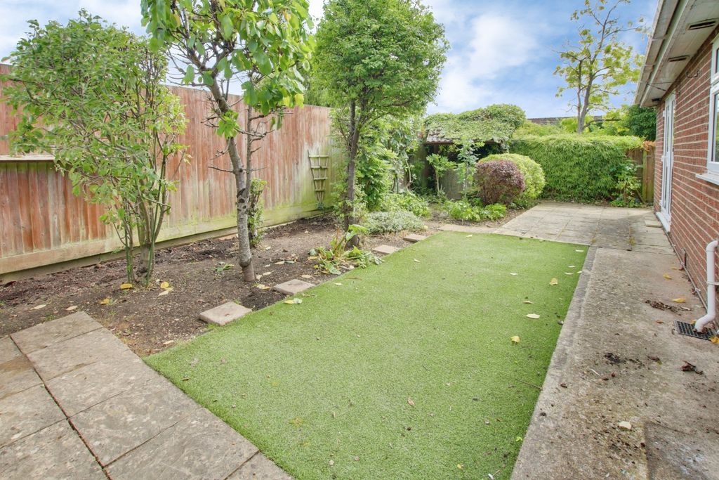 Property photo 2 of 10