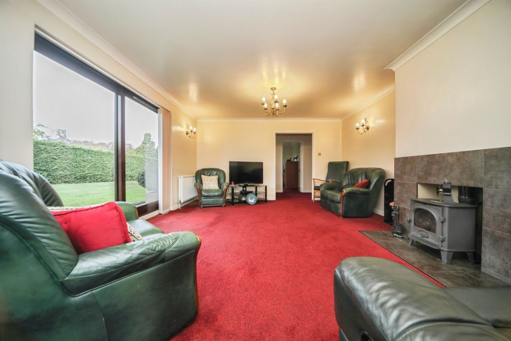 Property photo 3 of 31