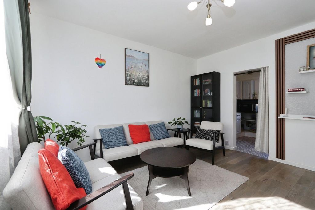 Property photo 2 of 18 Img_7436.Jpg