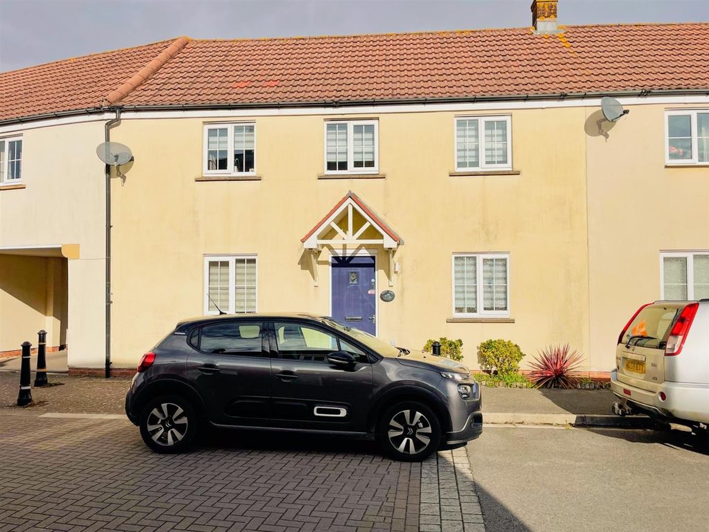 Property photo 1 of 15 Front