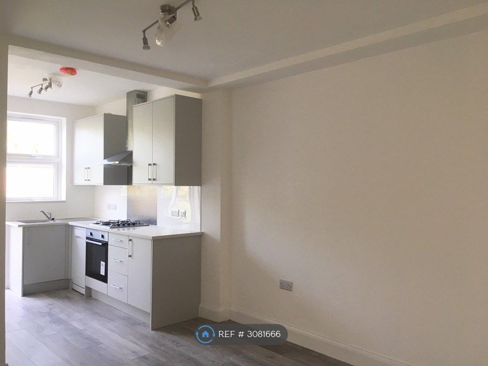 Property photo 2 of 10 Open Plan Kitchen / Lounge