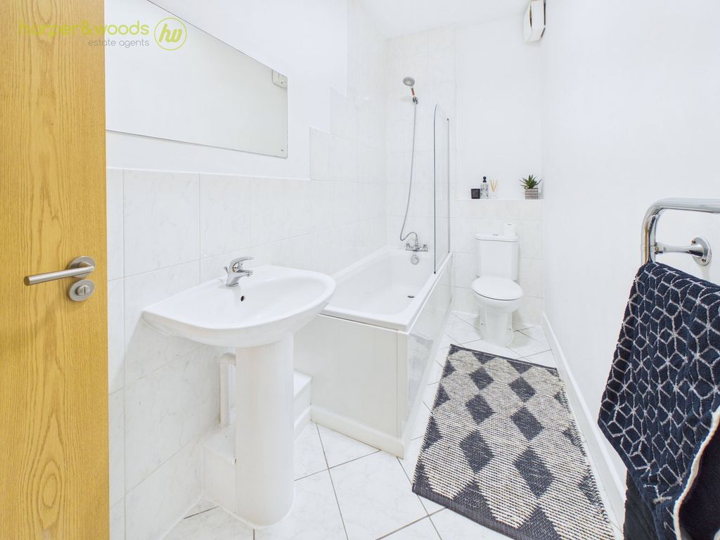 Property photo 3 of 26