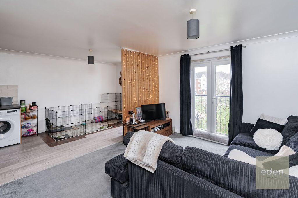 Property photo 2 of 16