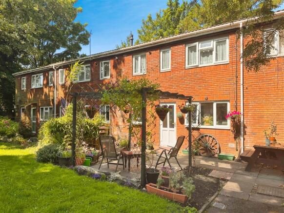 Property photo 1 of 8