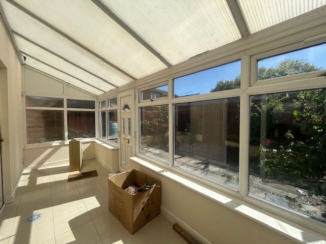 Property photo 3 of 33