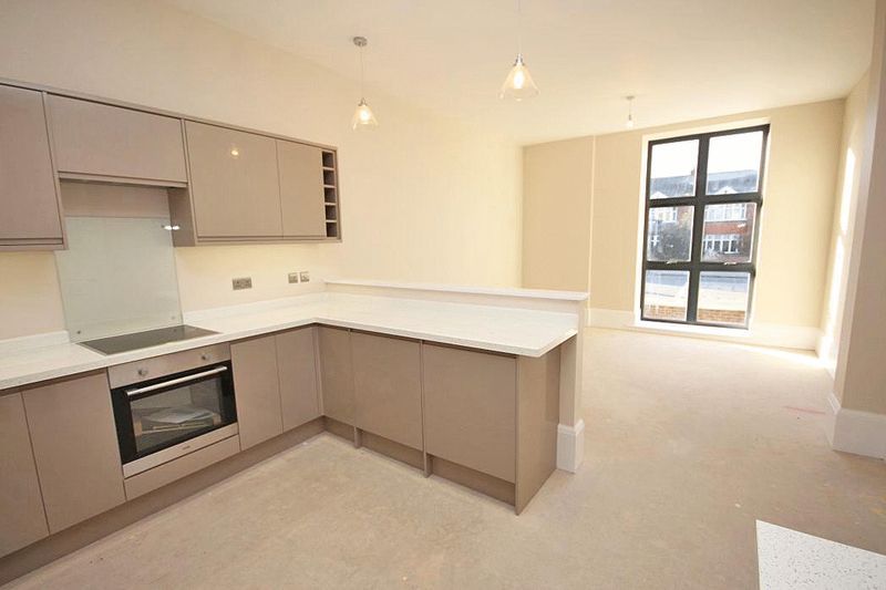 Property photo 1 of 15 Open Plan