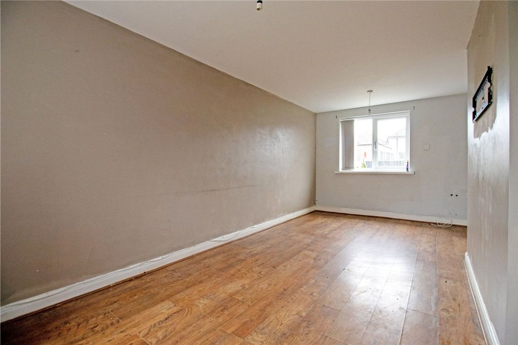 Property photo 3 of 16 Picture No. 03