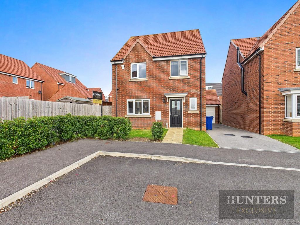 Property photo 1 of 23 Front (Exterior)