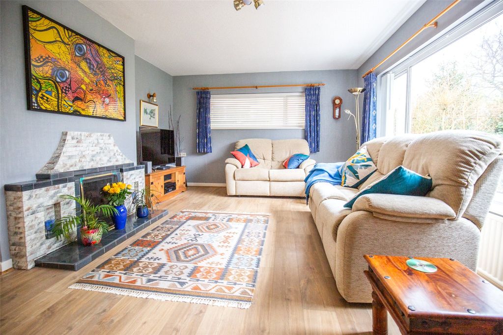 Property photo 2 of 16 Picture No. 47