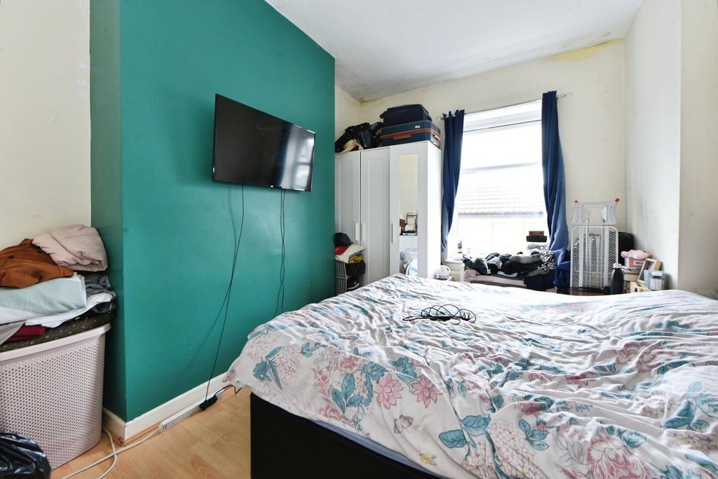 Additional image 6 of 3 bed terraced house for saleNorfolk Street, Hyde SK14