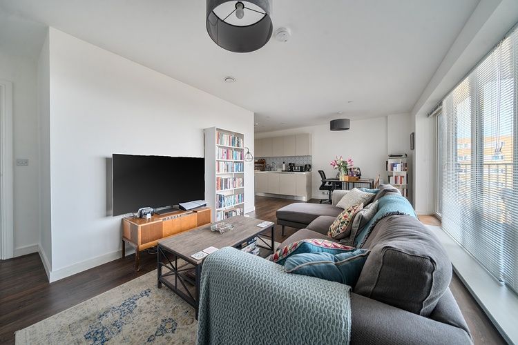 Property photo 1 of 20