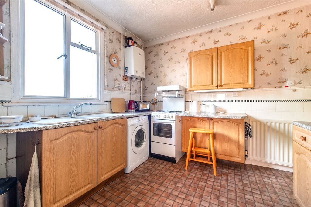 Property photo 3 of 18 Picture No. 15