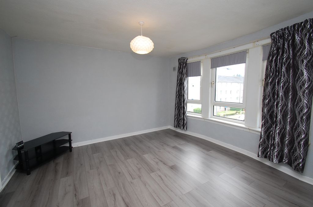 Property photo 2 of 16 5326761