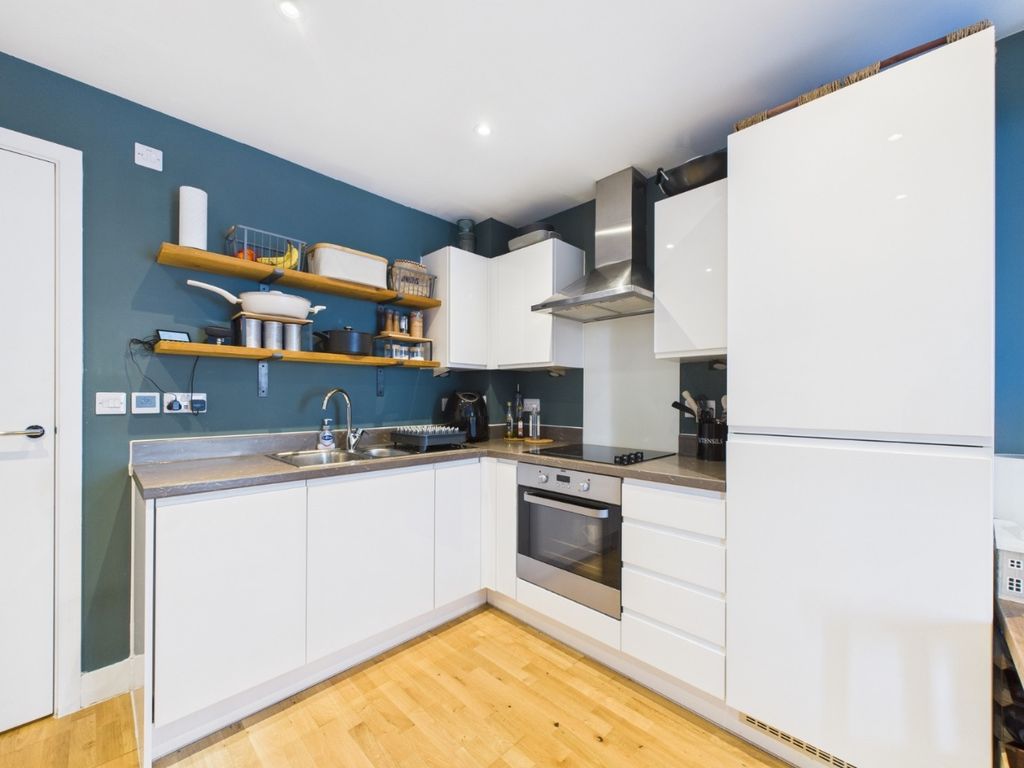 Property photo 2 of 13 4751113