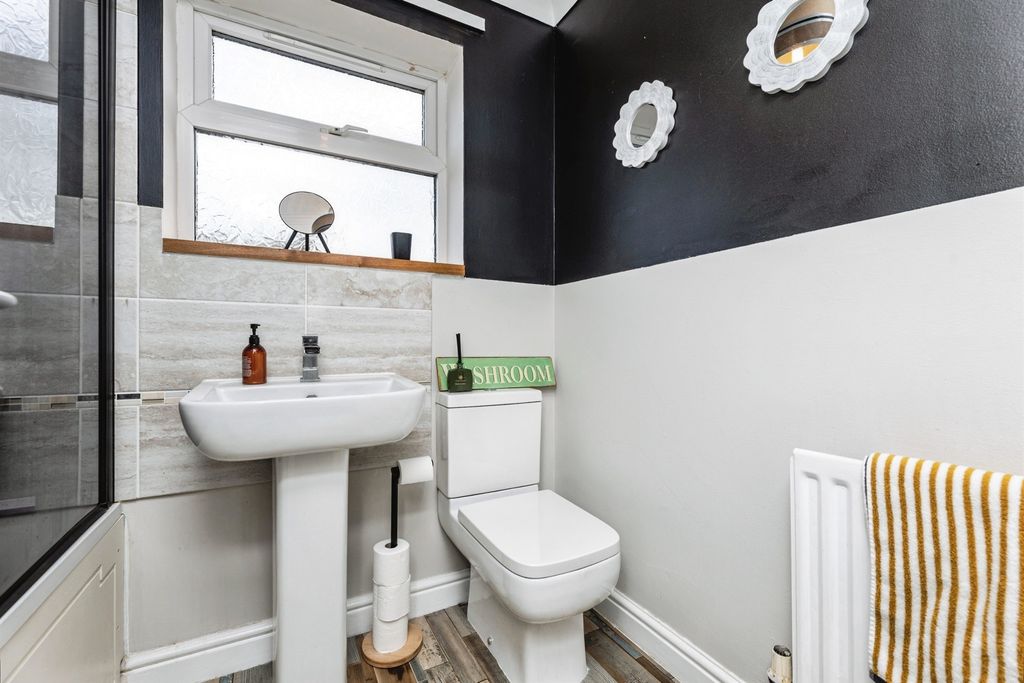 Additional image 10 of 3 bed semi-detached house for saleMain Street, Ealand, Scunthorpe DN17