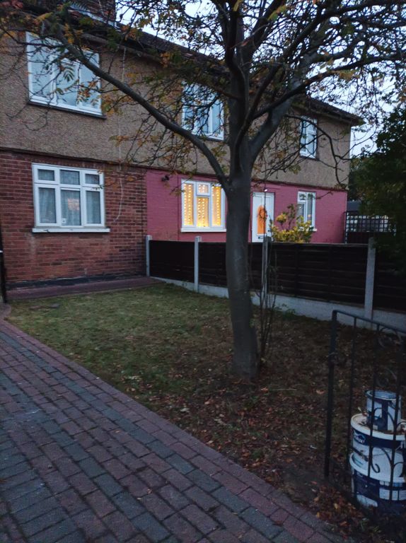 Property photo 2 of 8