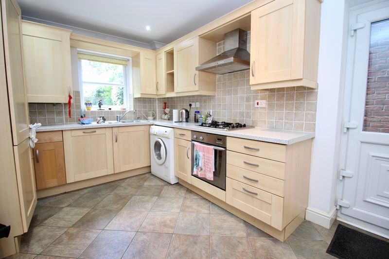 Property photo 3 of 13 Kitchen/Diner